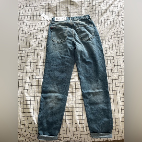 bdg mom jeans - Picture 2 of 2
